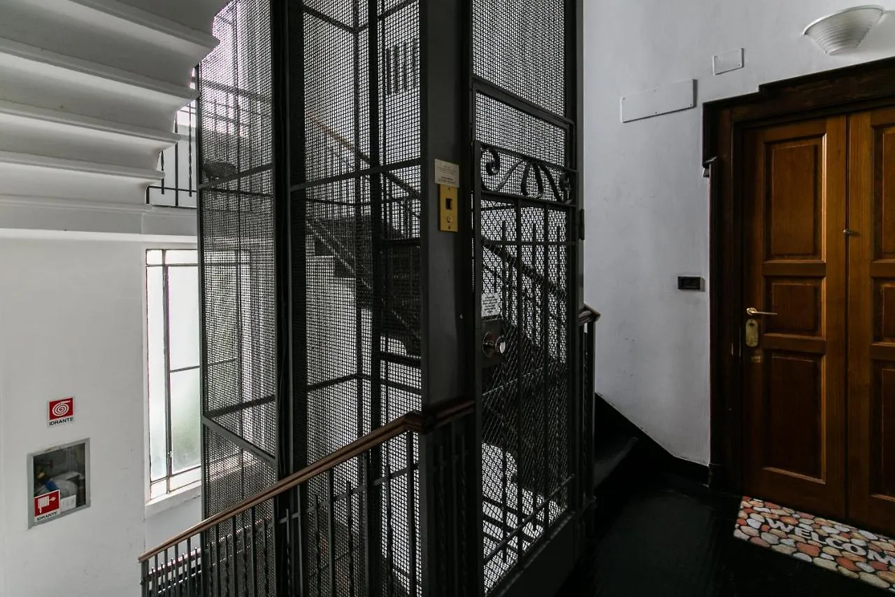 Luxury Nolo Apartment - Subway 100Mt Milano Italia